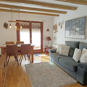  Apartahotel Es Coves